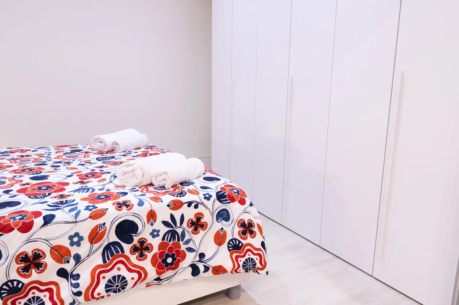 Minghetti Comfort — Camera con armadio